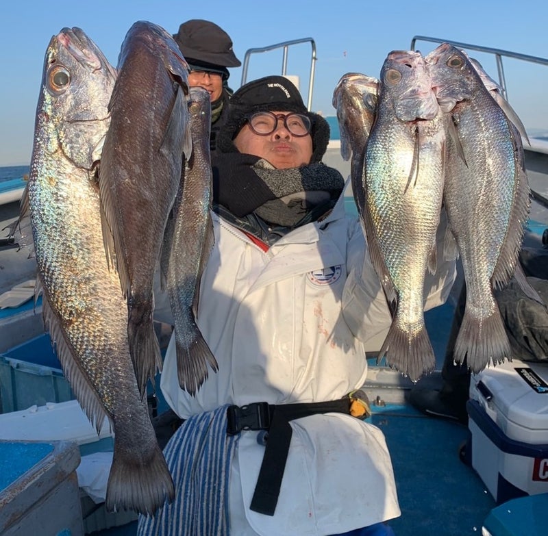 大阪・忠岡、泉佐野エリアの最新釣果情報】まさに魚の宝石箱！脂